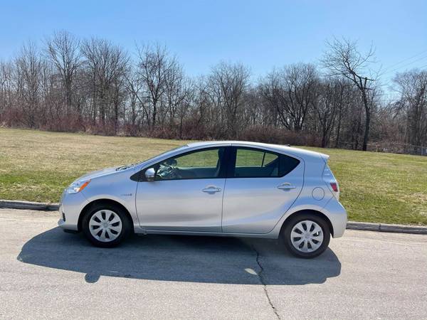 2013 Toyota Prius c - - by dealer - vehicle automotive for sale in Cudahy, WI – photo 4