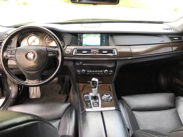 2011 BMW 750i super clean for sale in Kansas City, MO – photo 13