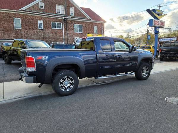 2007 GMC Sierra 1500SLE1 4dr Extended Cab 4WD 6 5 ft SB - cars & for sale in Milford, NY – photo 4
