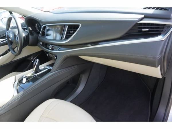 2020 Buick Enclave Essence - - by dealer - vehicle for sale in Brownsville, TN – photo 16
