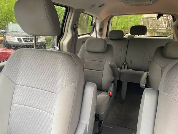 2008 CHRYSLER TOWN AND COUNTRY - - by dealer - vehicle for sale in HOLBROOK, MA – photo 8