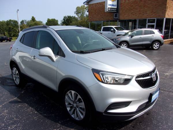 2018 Buick Encore Pref, 8,xxx miles - cars & trucks - by dealer -... for sale in Vienna, MO – photo 4