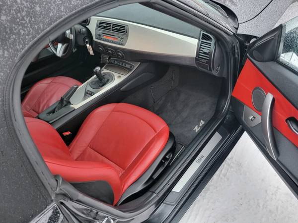 2004 BMW Z4 2 5L 5 Speed Convertible Babied! Only 33K Original for sale in PELHAM, MA – photo 10