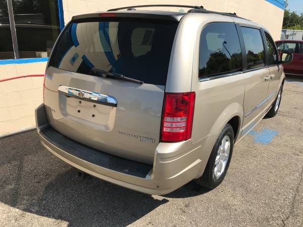 2009 Town and Country V6 3.8L ~ $595 Sign and Drive for sale in Clinton Township, MI – photo 6
