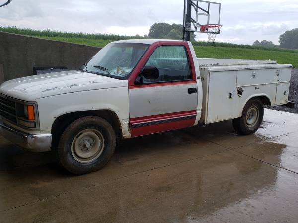 1988 Chevy 2500 for sale in Bloomfield, IN