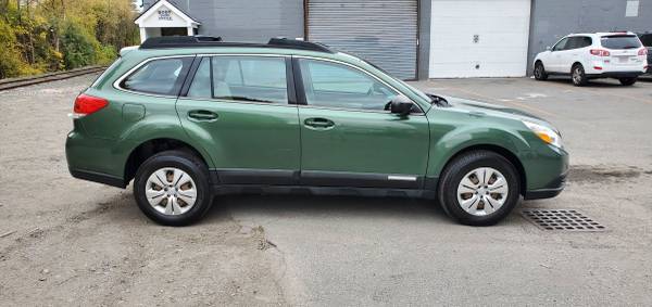 Subaru Outback 2011 awd - cars & trucks - by owner - vehicle... for sale in Peabody, MA – photo 4