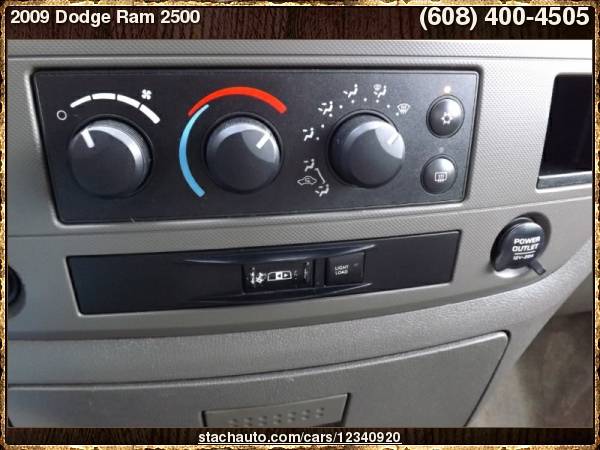 2009 Dodge Ram 2500 4WD Quad Cab 140.5" SLT with Tinted glass for sale in Janesville, WI – photo 16