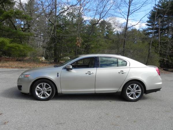 2010 LINCOLN MKS - - by dealer - vehicle automotive sale for sale in Granby, MA – photo 5