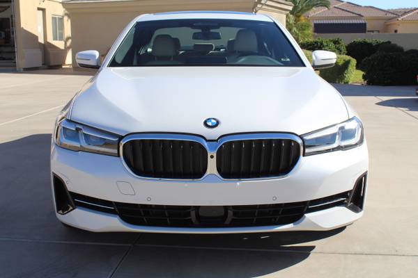 2021 bmw 540i loaded 1500 mi may trade was $64400 new now $59995 -... for sale in Peoria, AZ – photo 3