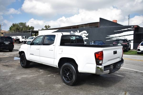 2020 Toyota Tacoma SR5 4x2 4dr Double Cab 5.0 ft SB Pickup Truck -... for sale in Miami, NJ – photo 3