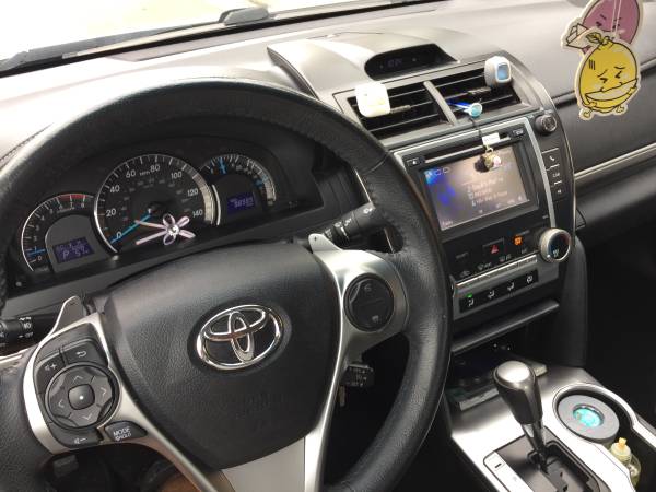 2014 Toyota Camry SE Origi One Owner White Look & Runs Like New... for sale in Fountain Valley, CA – photo 15