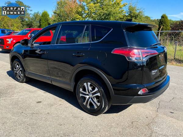 Toyota RAV4 Automatic SUV Bluetooth 1 Owner Carfax Certified... for sale in tri-cities, TN, TN – photo 4