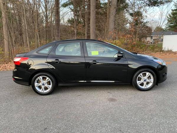2014 Ford Focus Se - Automatic - 62K Low Miles - We Finance ! - cars... for sale in Tyngsboro, MA – photo 5