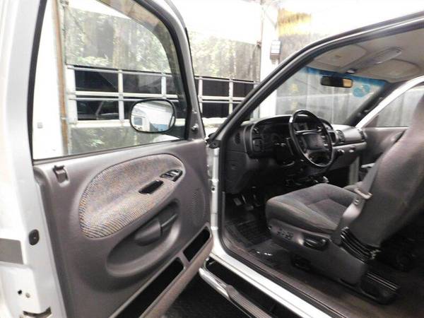 2002 Dodge Ram 3500 SLT 4X4/5 9L DIESEL/DUALLY/6-SPEED/66, 000 for sale in Gladstone, OR – photo 14