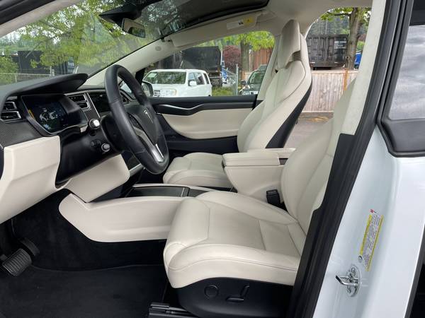 2017 Tesla Model X-8358 Miles! - - by dealer - vehicle for sale in Woodinville, WA – photo 13