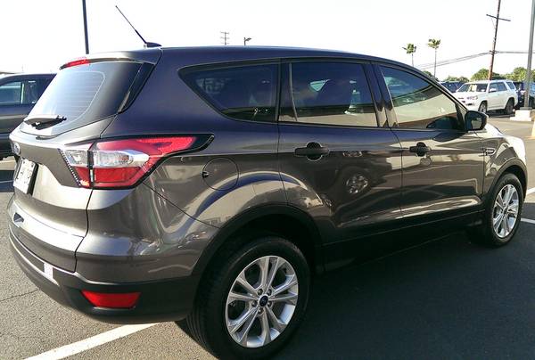 Preowned 2017 Ford Escape S for sale in Kahului, HI – photo 3