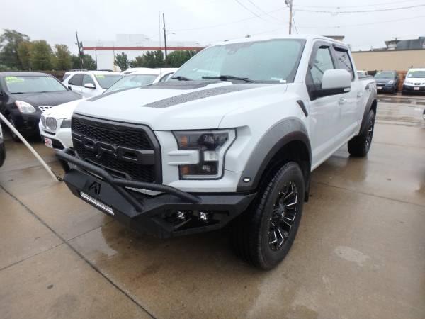 2017 Ford F-150 Raptor Avalanche Gray for sale in Des Moines, IA – photo 6