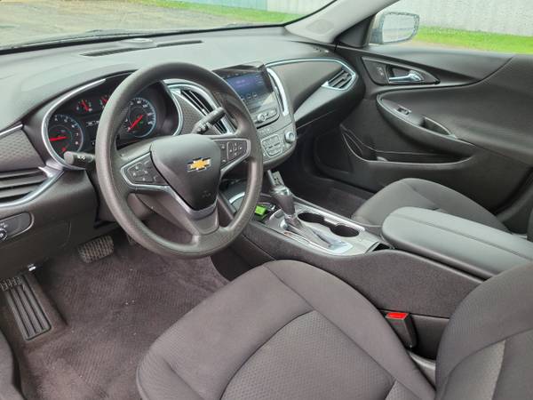 2020 Chevrolet Malibu 4dr Sdn LT - - by dealer for sale in Middleton, WI – photo 9