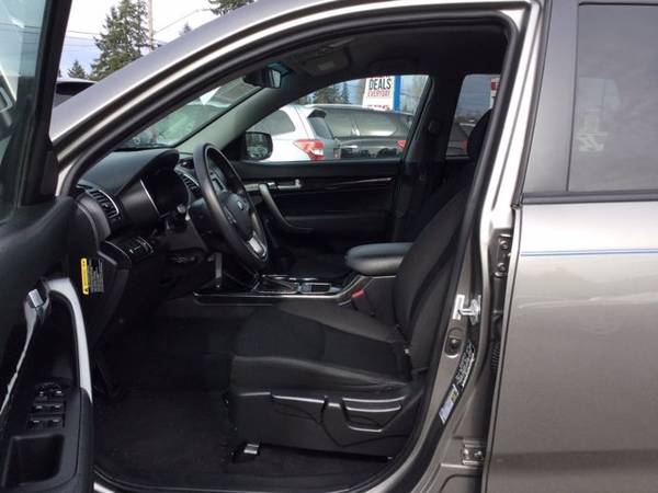 2015 Kia Sorento - cars & trucks - by dealer - vehicle automotive sale for sale in Everett, WA – photo 6