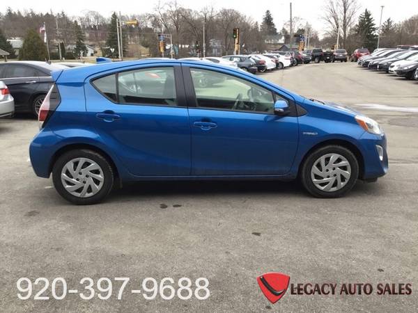2015 TOYOTA PRIUS C IV - - by dealer - vehicle for sale in Jefferson, WI – photo 6