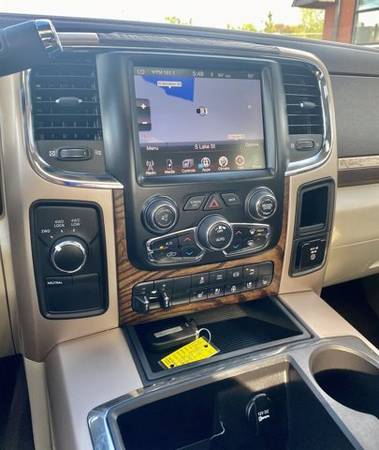 2015 Ram 3500 Longhorn - - by dealer - vehicle for sale in Grayslake, IL – photo 16