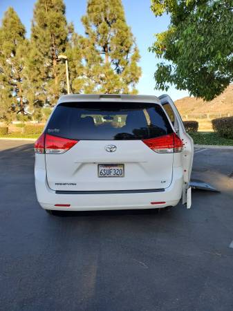 Handicap Toyota Sienna LE Van Conversion for sale in Camarillo, CA – photo 19