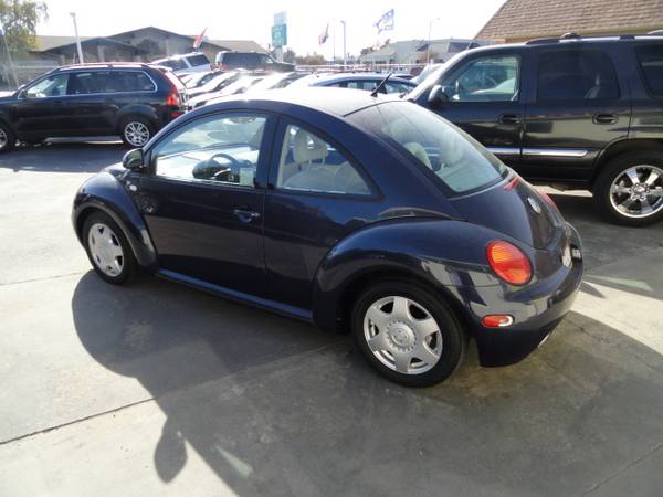 2000 VOLKSWAGEN BEETLE AUTO TRANS & LOW MILES - cars & trucks - by... for sale in Gridley, CA – photo 3