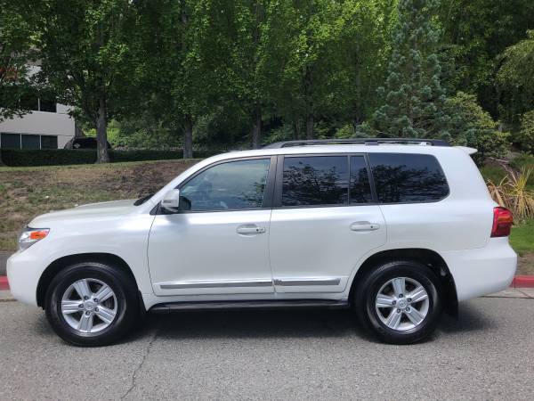 2015 Toyota Land Cruiser 4WD --Navi, DVD, 1owner, Loaded, Clean title- for sale in Kirkland, WA – photo 8