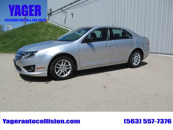 2012 Ford Fusion 80, 000 MILES - - by dealer for sale in Dubuque, IA – photo 9