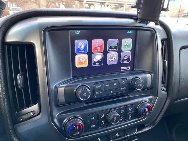 2018 Chevrolet, Chevy Silverado 2500HD LT Crew Cab Short Box 4WD -... for sale in LIVINGSTON, MT – photo 16