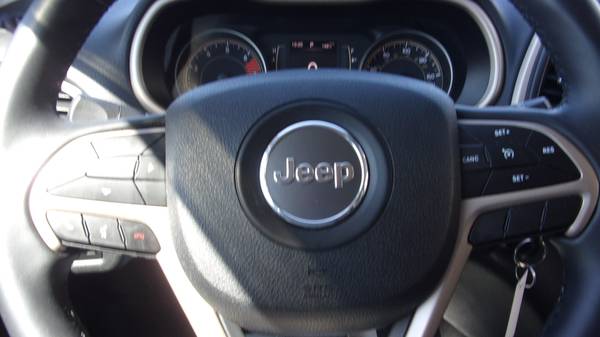 2018 Jeep Cherokee Latitude 0 Down 349 Month - - by for sale in Mount Pleasant, IA – photo 19