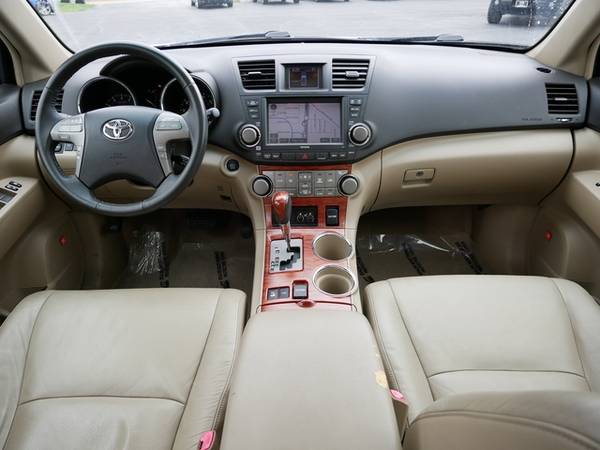 2008 Toyota Highlander - - by dealer for sale in South St. Paul, MN – photo 13