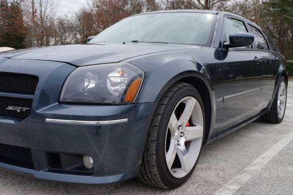 2007 Dodge Magnum SRT-8 - cars & trucks - by owner - vehicle... for sale in Charlotte, NC – photo 4
