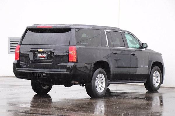2019 Chevy Chevrolet Suburban LT hatchback Black for sale in Nampa, ID – photo 4