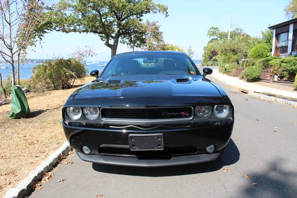 2011 Dodge Challenger 2dr Cpe R/T Classic for sale in Great Neck, CT – photo 2