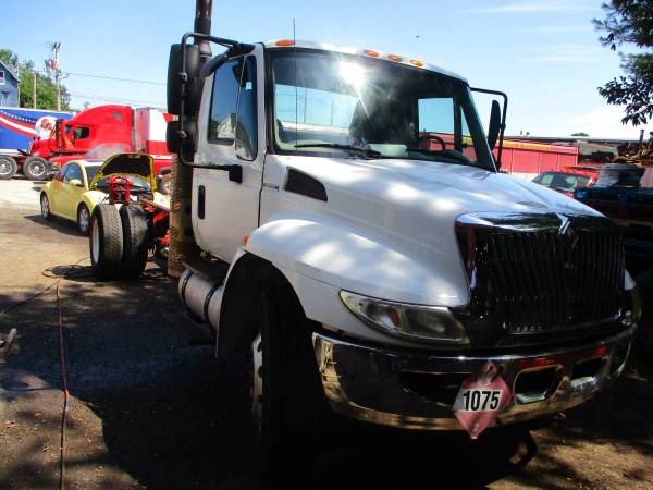 2008 International 33,000 Automatic Cab/Chassis for sale in Brockton, RI – photo 2
