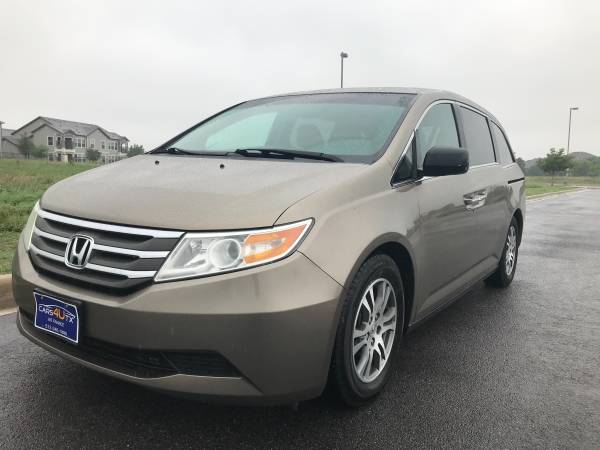 2011 Honda Odyssey EX - Roomy Interior, Gas Saver and Reliable VAN for sale in Austin, TX – photo 3