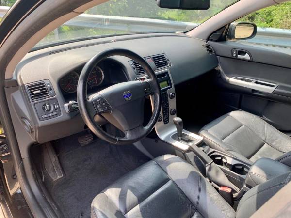 2007 Volvo S40 Fully Loaded sunroof leather 145k clean - cars &... for sale in Akron, OH – photo 12