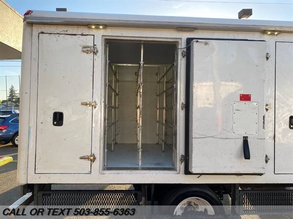 2013 ISUZU NPR HD GAS Reefer/Refrigerated, Cooler, Clean title! for sale in Portland, OR – photo 9