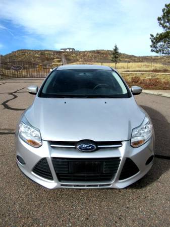 2013 Ford Focus 4dr Sdn SE - - by dealer - vehicle for sale in Castle Rock, CO – photo 2