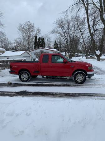 2000 Ford F-150 4X4 runs drives great low miles - - by for sale in Chicago, IL – photo 4