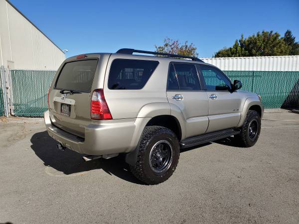 2008 Toyota 4Runner Sr5 4WD Lifted Low Miles! for sale in Pleasanton, CA – photo 4