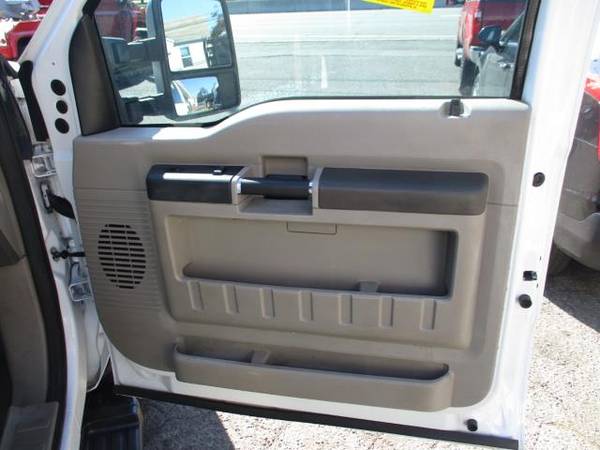 2010 Ford Super Duty F-550 DRW CREW CAB 4X4 ENCLOSED UTILITY - cars... for sale in south amboy, NJ – photo 24