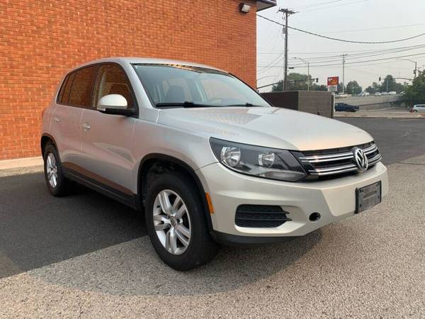 2012 Volkswagen Tiguan S ~~~~~~LOW MILES ~~~~~GREAT ON GAS~~~~~~~ -... for sale in Boise, ID – photo 3