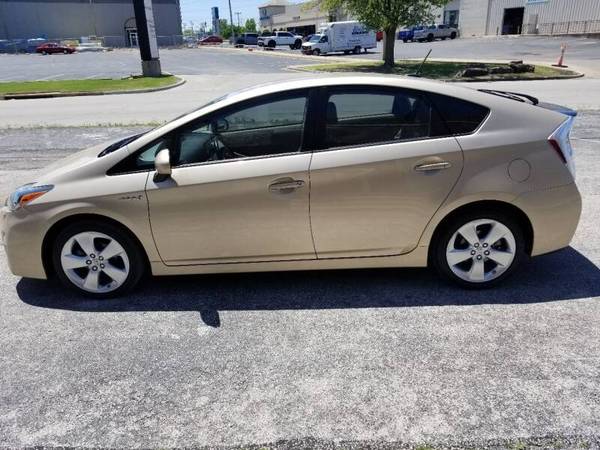 2010 Toyota Prius IV - Great Gas Mileage - NAV & Back-up Camera! for sale in Tulsa, OK – photo 6