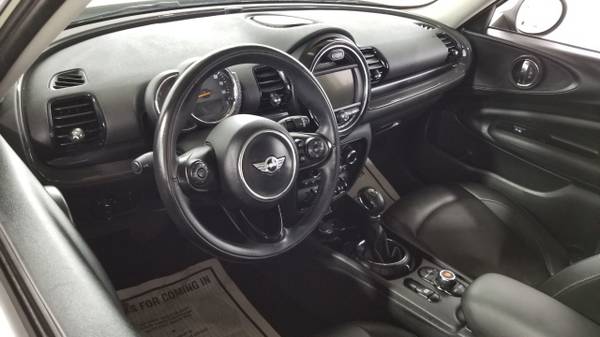 2017 MINI Cooper Clubman Pepper White - - by for sale in Jersey City, NY – photo 10