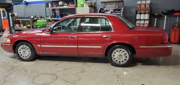 2003 Mercury Grand Marquis ***LOW MILES*** - cars & trucks - by... for sale in Watertown, WI – photo 3