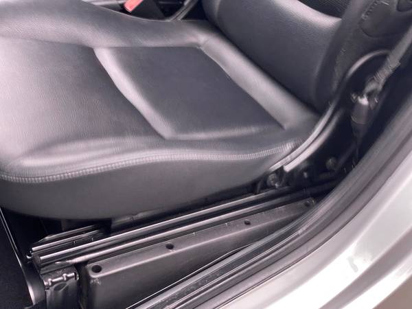 2015 smart fortwo Passion Hatchback Coupe 2D coupe White - FINANCE -... for sale in Farmington, MI – photo 22