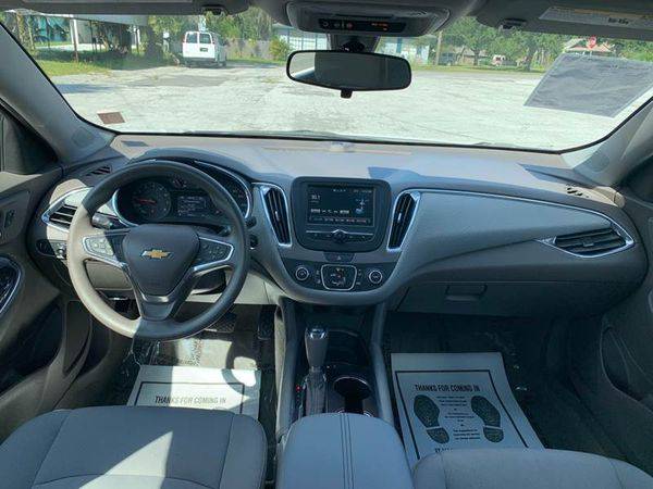 2018 Chevrolet Chevy Malibu LT 4dr Sedan 100% CREDIT APPROVAL! for sale in TAMPA, FL – photo 10