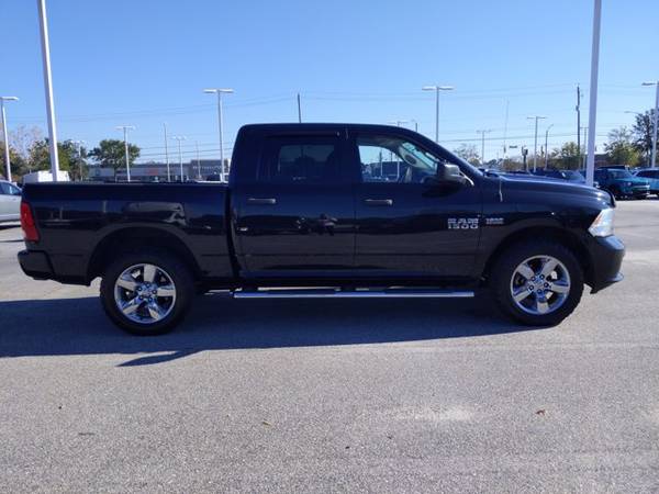 2017 Ram 1500 Express 4x4 4WD Four Wheel Drive SKU:HG549231 - cars &... for sale in Mobile, AL – photo 5